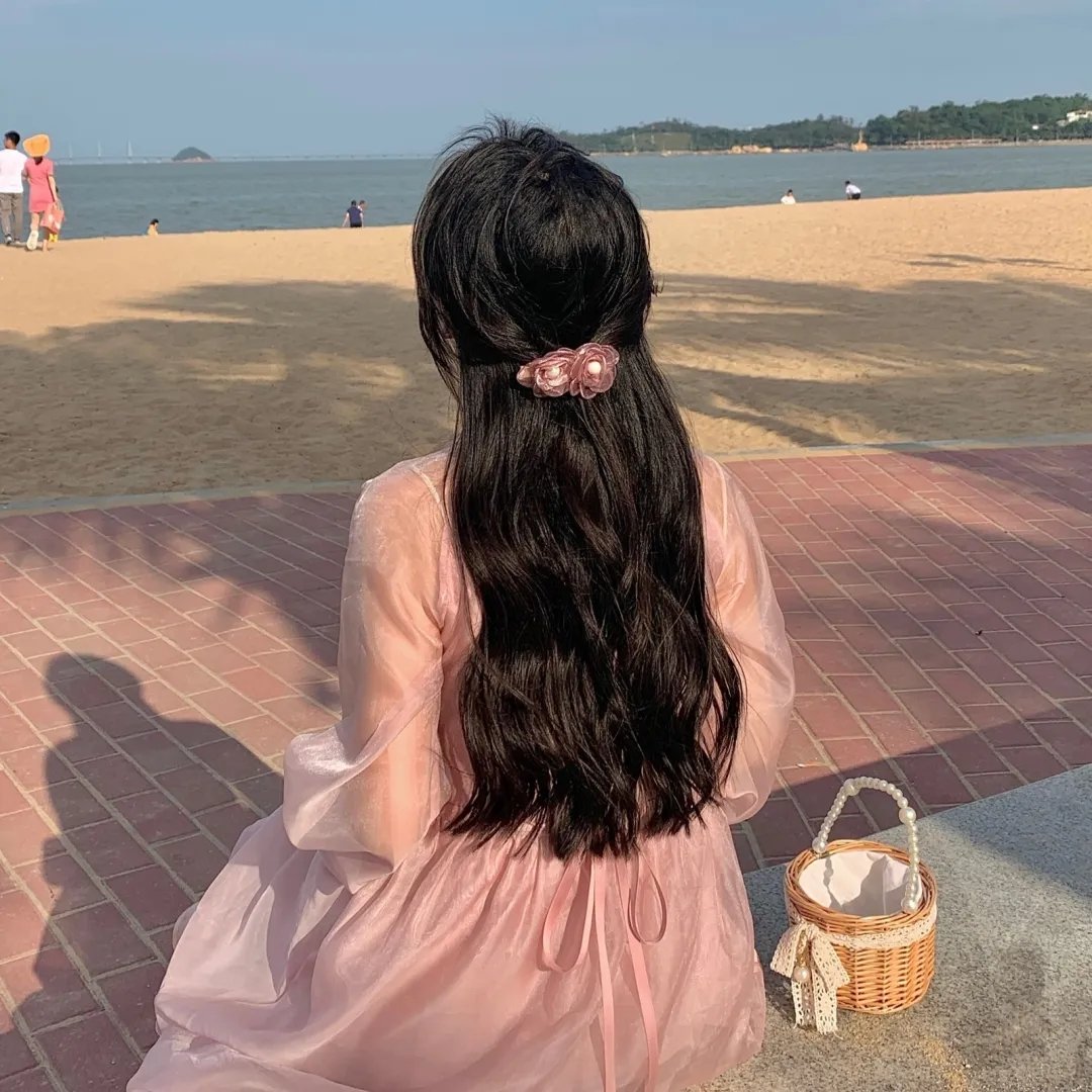 怪诞夏日